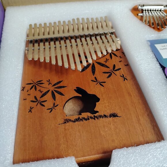 ZOANAZ Kalimba Gift Set W/ Bunny Shape 17 Keys And Heart Shaped Mini 8 Keys - Picture 5 of 8
